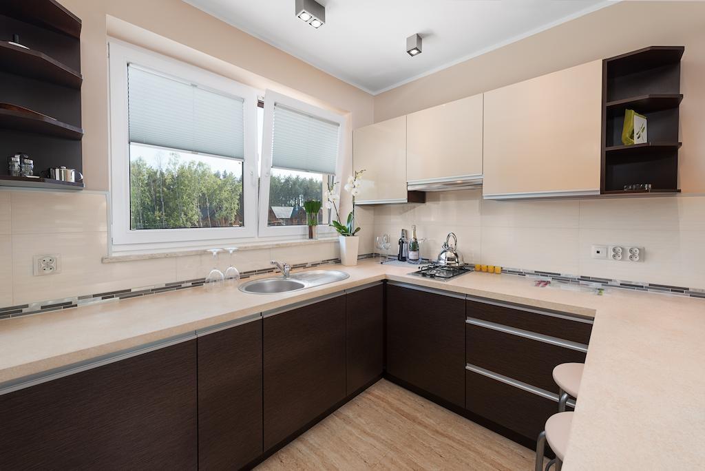 Apartamenty, Domki I Pokoje Ze Sniadaniem Kajan Jastrzębia Góra Стая снимка